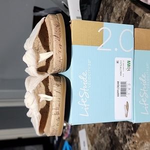 COPY - Lifestride Happy Sandals/ Size 10W